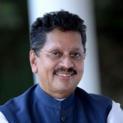 श्री. दीपक वसंत केसरकर